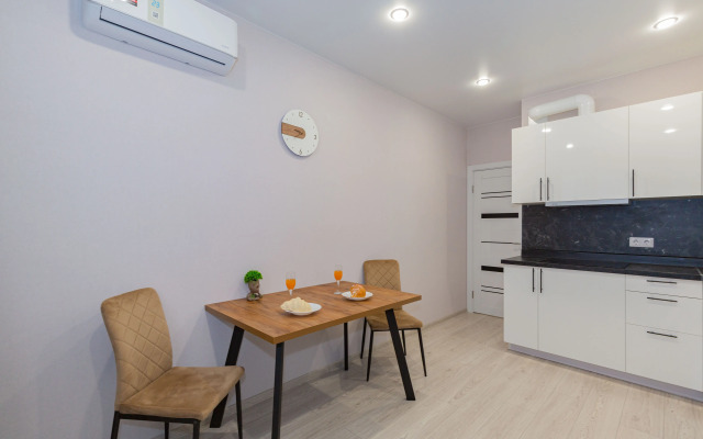 Odnushka Na Gorsovetskoy 49/2 Flat