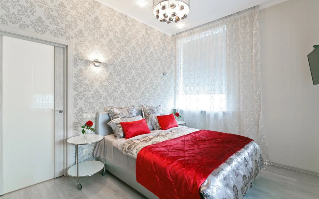 Prospekt Nezavisimosti 43 Apartment