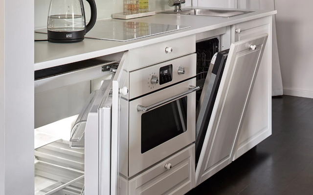 Квартира тихая трехкомнатная на ст. м. Маяковская