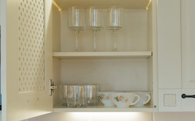 Квартира Стильная 3-комнтная в ярких оттенках