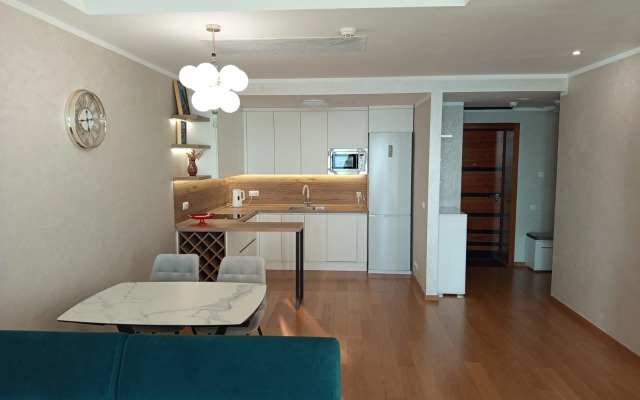 Апартаменты Золотая Бухта с Видом на Море