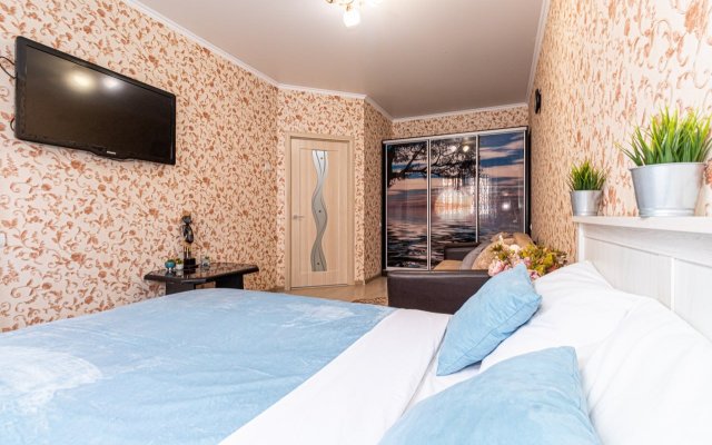 Апартаменты с Новым Ремонтом возле Стадиона Краснодар