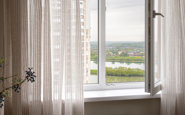 Квартира с Видом на Реку