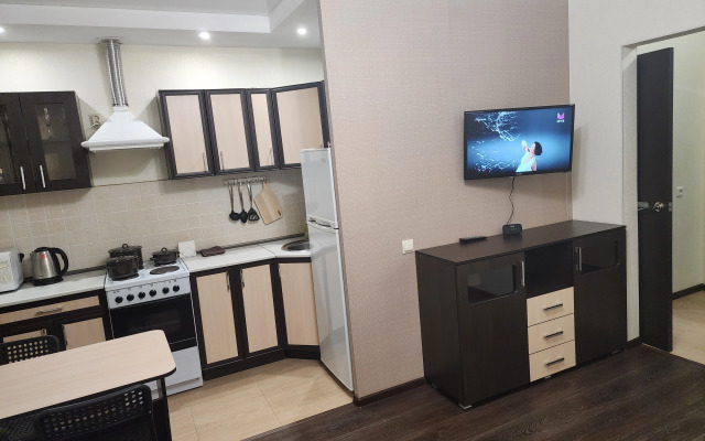 Апартаменты Студия Заря с Видом на Город Рядом с Вокзалом - фото 2