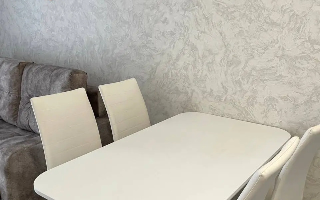 Apartamenty Dobryj Dom na A. Sulejmanova radom Mega Aeroport i Trassa M5