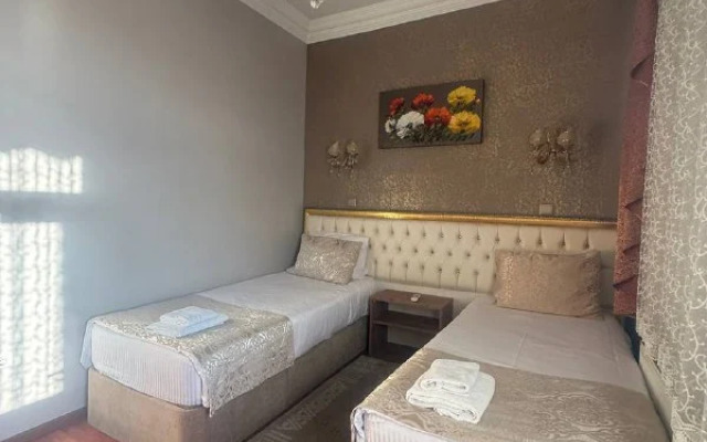 3BR Apt 4AC Balcony 5 Min to Metro Apartments