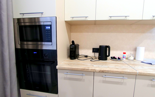 3 Na 2Oy Lezhnevskoy Ulitse 18 Apartments