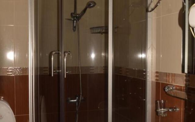 Irise Hotel