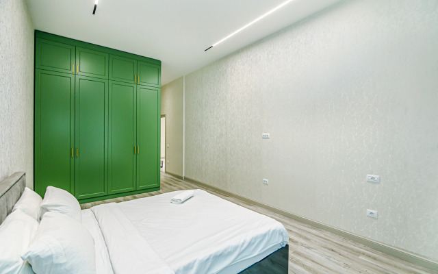 Luxury White in Nizami Street Apartments