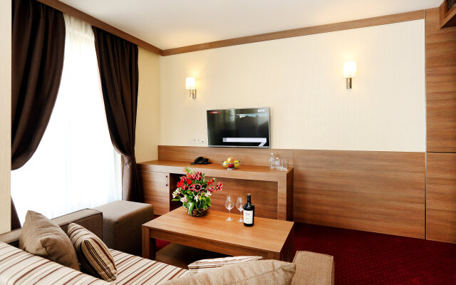 Coop Hotel