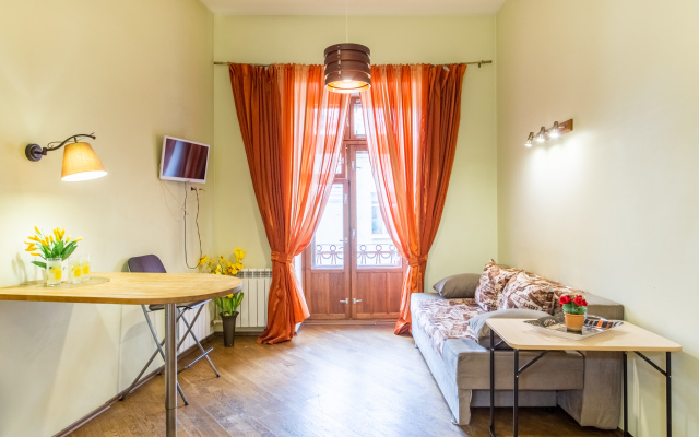 Апартаменты на Свечном 5