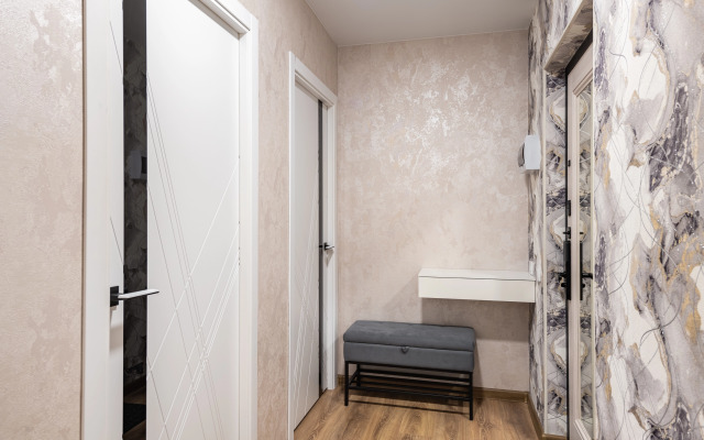 Na Romanovskoy 5 Flat