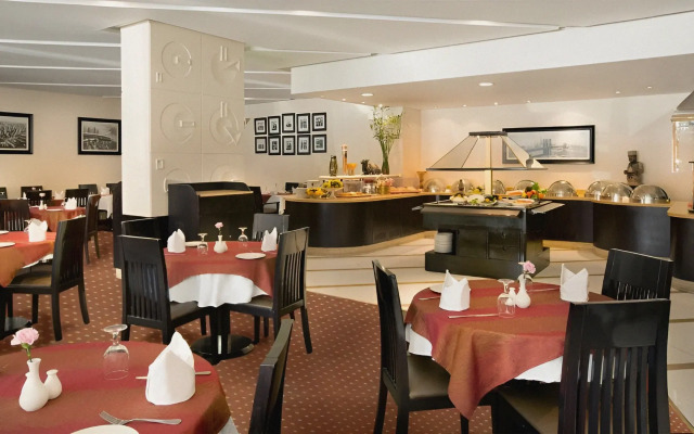 Avenue Hotel Dubai