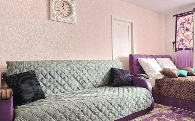 Квартира Живи Уютно