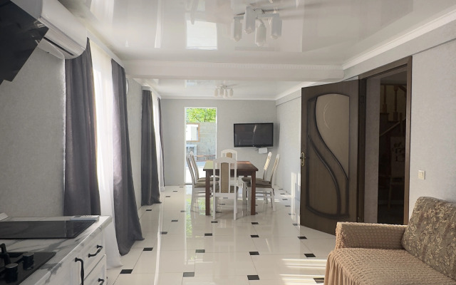 Beliy Dom Private House