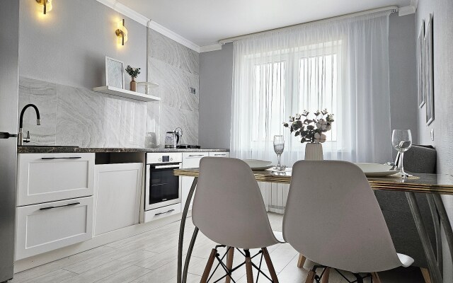 Квартира Трехкомнатная у Парка с Озером