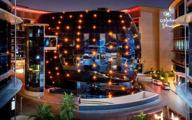 Crowne Plaza Doha - The Business Park by IHG