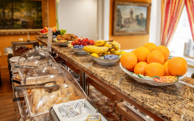 Отель Burgschmiet GmbH