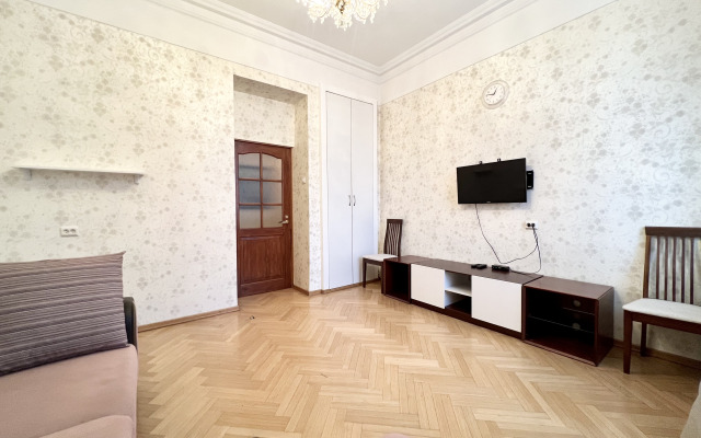 U Metro Moskovskie Vorota Apartments