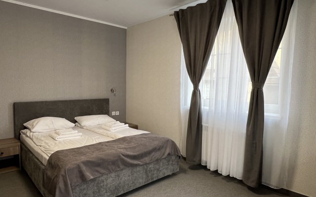 Astra Guest house