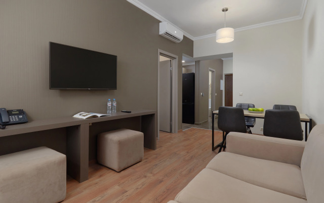 Izmajlovskij Park Apart-hotel