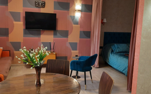 Квартира на улице Крымской Весны 9к2