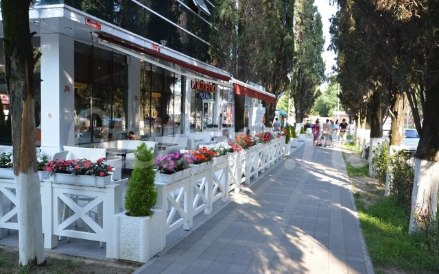 Dzhungli U Morya Apartments