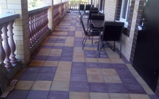 8 Sestyor Guest House