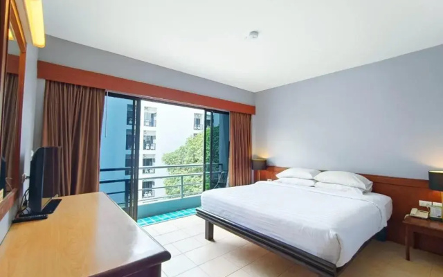 C&N C&N  Patong, Phuket