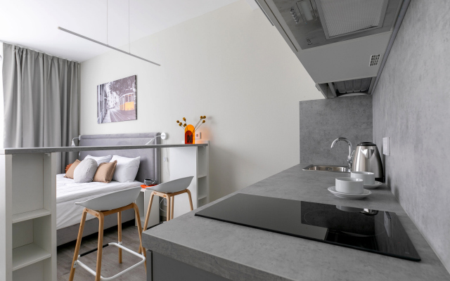 13 Apartment