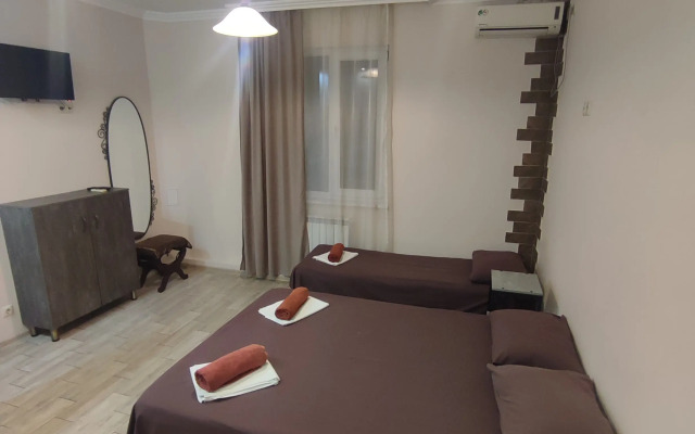 Mariya Guest House
