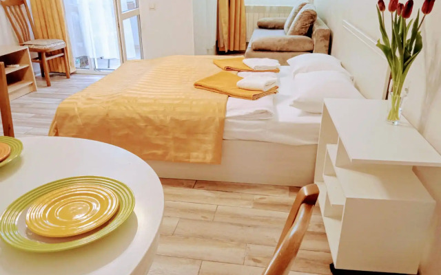 Uyutnaya S Vidom Na More Flat