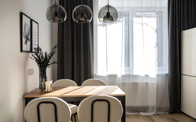 Monochrome Ot Seti Good Vibes Apartments Apartments