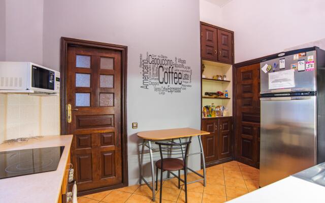 Hostel Berloga