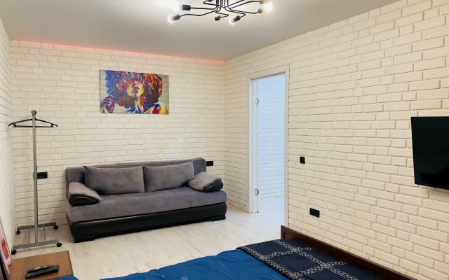 Blagoustroyennye na ulice Koroleva Apartments