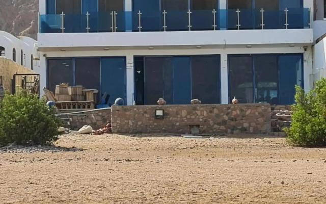 Haroun Villa