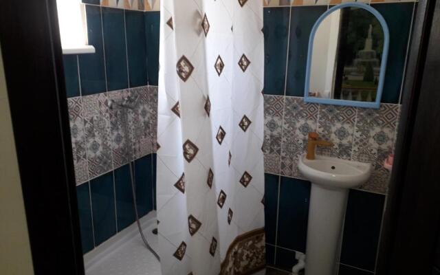 8 Sestyor Guest House