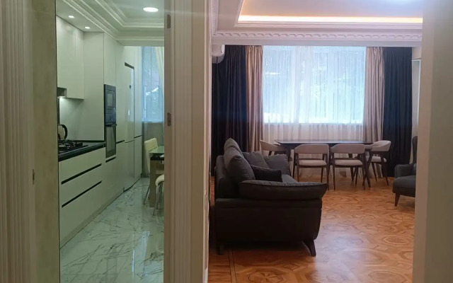 RentInnYerevan Vardanants 5A Apartments