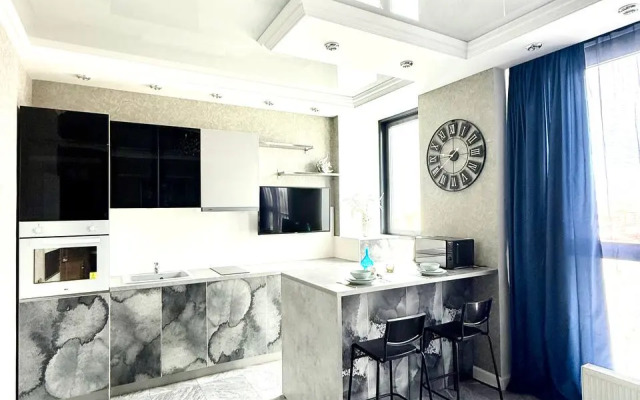 Апартаменты 1411 Верхнеторговая площадь 4