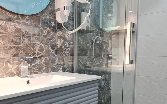 Loft4you Sunny - kvartira 2-komnatnaya (ryadom Pyatigorsk, Zheleznovodsk) Flat