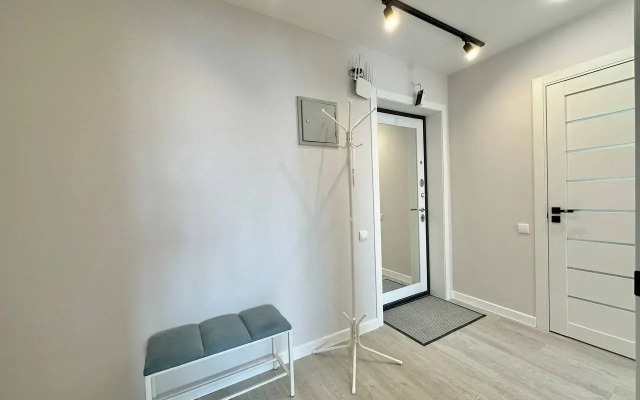 Ryadom S Readovskim Parkom Flat