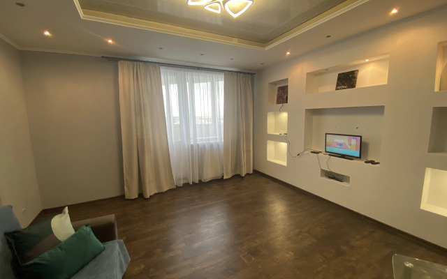 Ryadom S Vokzalom Flat