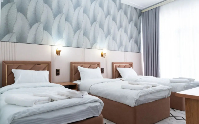 Gold Star Palace Hotel