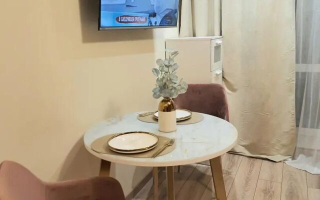 Gold Studio Flat