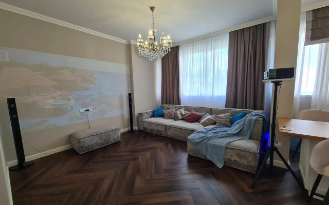 Апартаменты Кино в ЖК 5 звезд