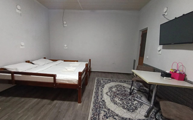 Хостел Caravan Hostel