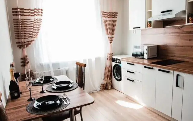 Квартира с новым ремонтом на Ломоносова 1к2