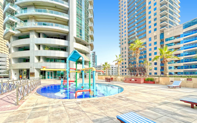 Bnbme DAMAC Waves Tower, 3 BDR Maids Apartments