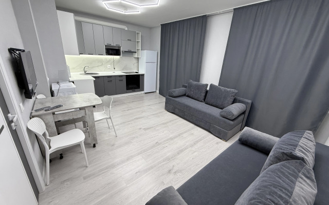 Квартира 2-Комнатная Студия с Новым Ремонтом возле ТЦ Ройял Парк