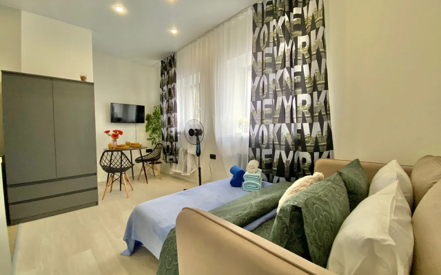 Kvartira Studiya na Medovom pereulke Flat